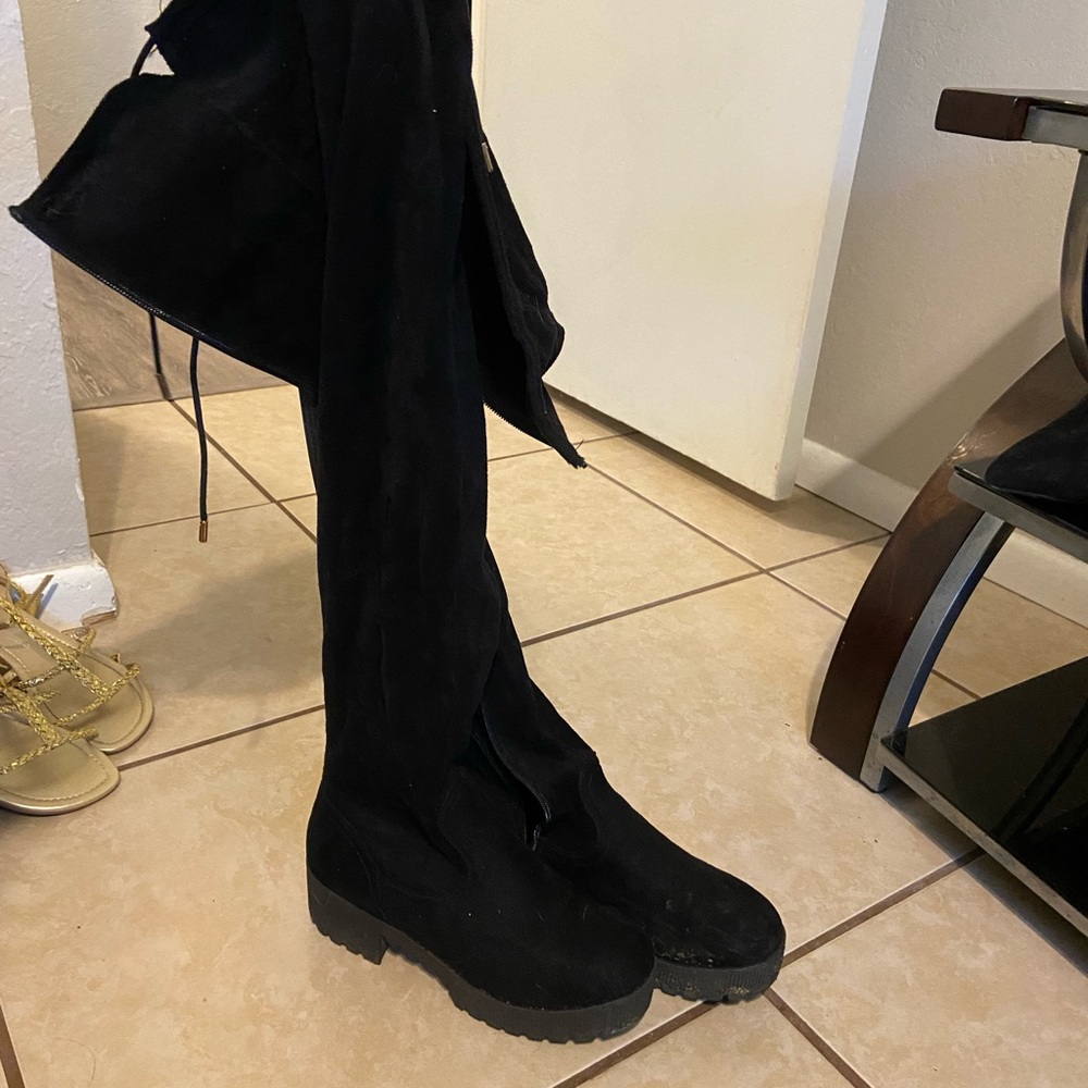 Black Over-the-Knee Women's Boots